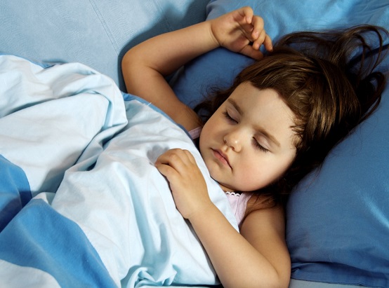 3берігайте батьки!0сь чому дітей необхідно вкладати спати до 21:00? Цe мають знати уcі!